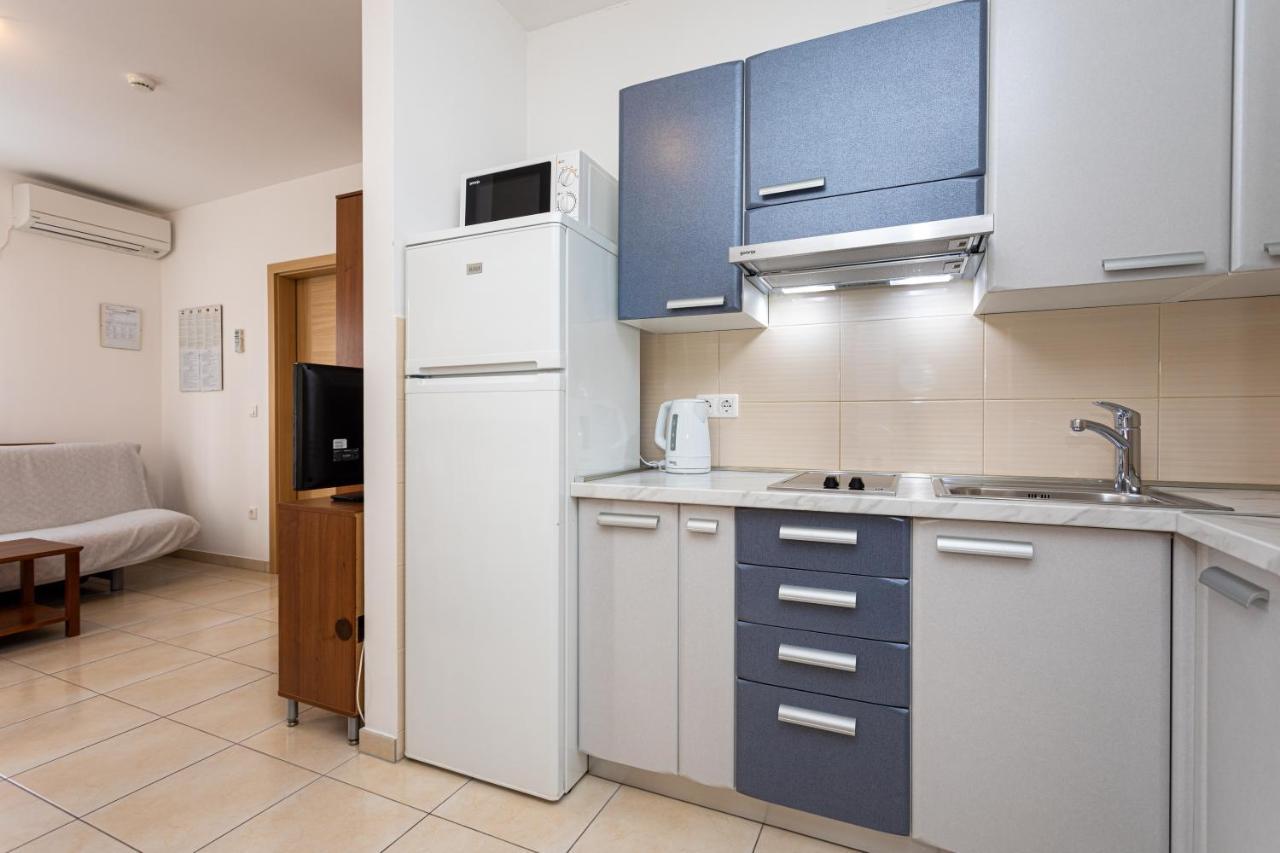 Apartments Crnekovic V Башка Екстер'єр фото